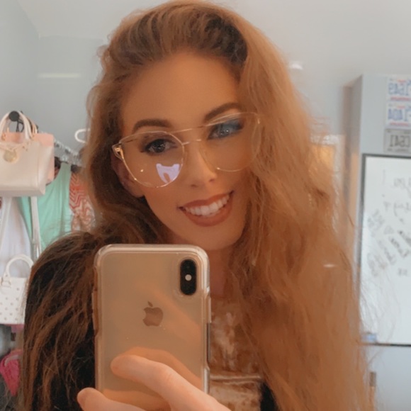 Clear Gold Retro Glasses - Picture 6 of 7